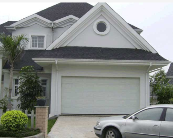 車庫(kù)門(mén) 車庫(kù)門(mén)