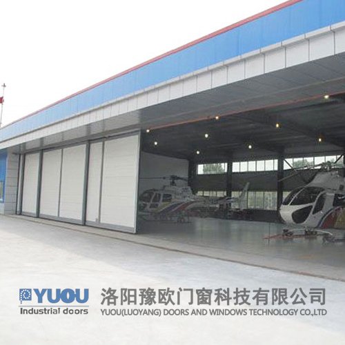 河南機(jī)庫(kù)大門 河南機(jī)庫(kù)大門